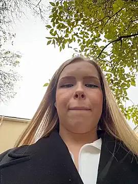 Entertain your kookiest whims with StripChat's appealing Liza_risky Liza_risky from StripChat