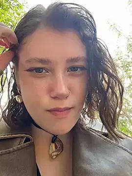 Lucy-joy - don't miss this bonkers flirtatious live exhibition lucy-joy from StripChat