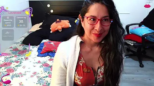 StripChat Malishka-fox is Freechat Malishka-fox —  TOPLESS SENSUAL