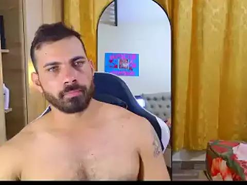 Freechat max_love255 on StripChat