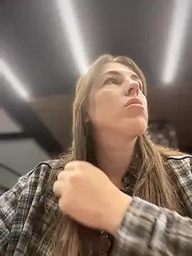 StripChat MommmyYummy is Freechat MommmyYummy — Make mommy wet and happy in public