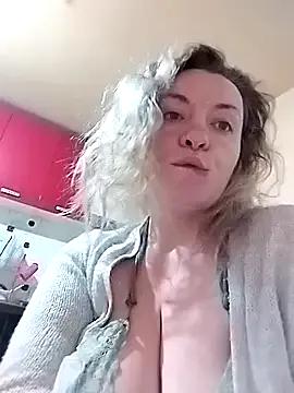 StripChat Mommygetnaughty is Freechat Mommygetnaughty — Pussy play with dildo