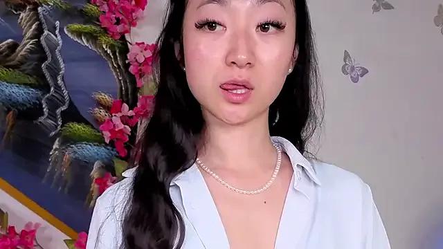 StripChat MySweetSofie is Freechat MySweetSofie — Spread Leg + Play with kitty in face