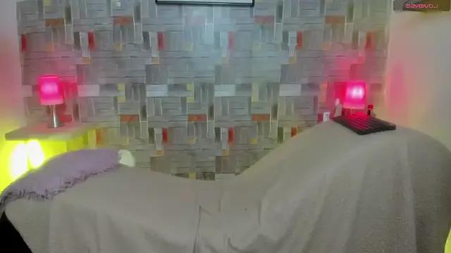 Freechat nicoo_2036 on StripChat