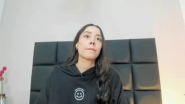 Freechat NoraDasilva on StripChat