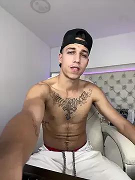 Freechat orionblaze69_ on StripChat