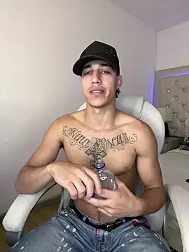 Freechat orionblaze69_ on StripChat
