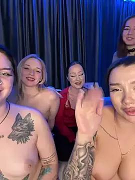 Freechat RollingGirls on StripChat