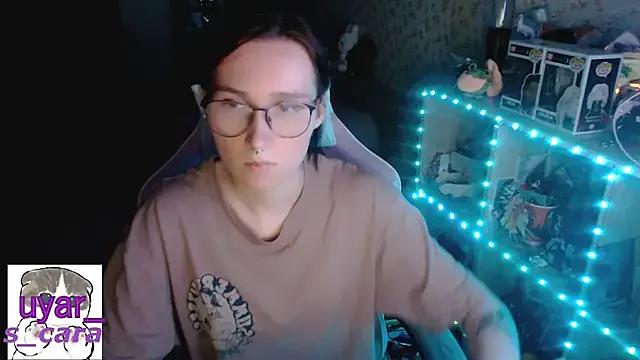 Bonkers s_cara from StripChat gets her body humped onwebcam! s_cara from StripChat