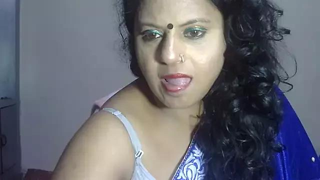 Freechat Sexy_komolika on StripChat