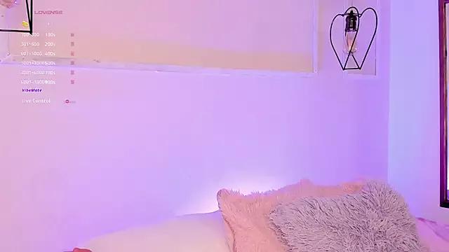 Freechat sherylgrey on StripChat
