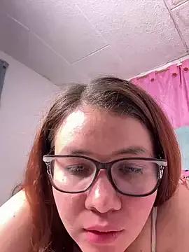 Freechat solecito_22 on StripChat
