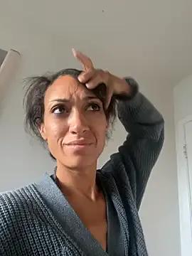 StripChat starrynikki is Freechat starrynikki — Pussy squirting