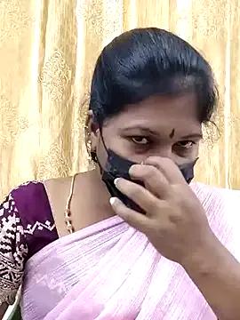 Freechat thamarai on StripChat