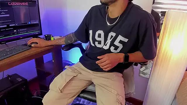 Freechat Tom_cooper_ on StripChat
