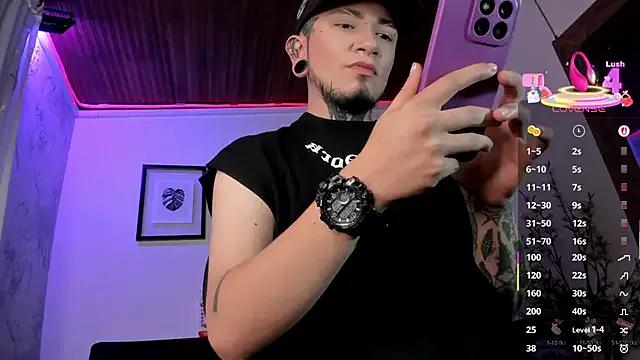 StripChat tyler_jones_ is Freechat tyler_jones_ — masturbate so hard