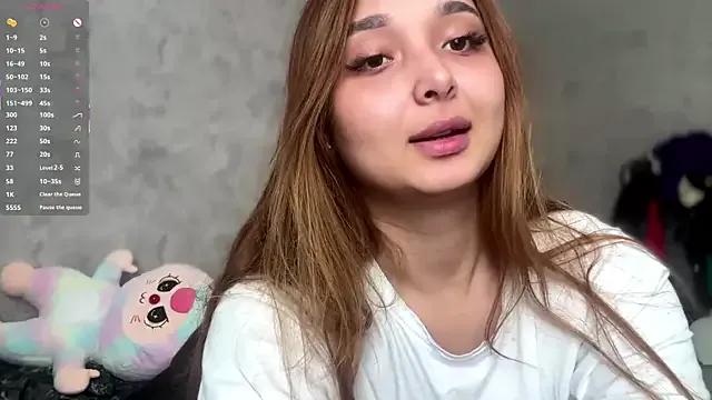 UdeleBarns — Freechat on StripChat