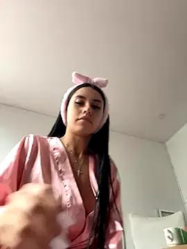 Victoria_alson — Finger ass