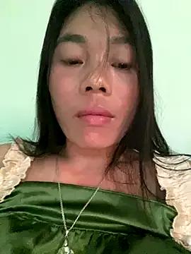 StripChat Winny-sexy is Freechat Winny-sexy — I am a poor girl. Please help me.