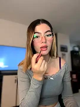 Freechat Your_Honeey on StripChat