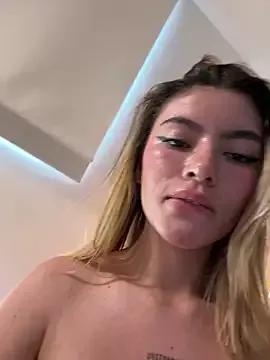 Freechat Your_Honeey on StripChat