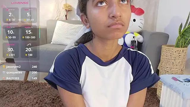Freechat YuliethPetite on StripChat