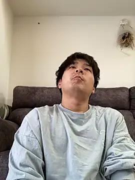 Yuuki8910 masturbate to this mesmerizing stripper as his body gets penetrated yuuki8910 from StripChat