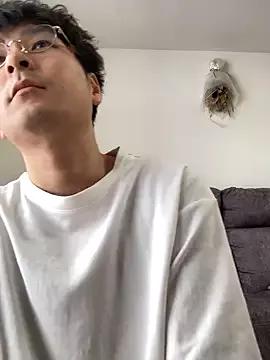 Freechat yuuki8910 on StripChat